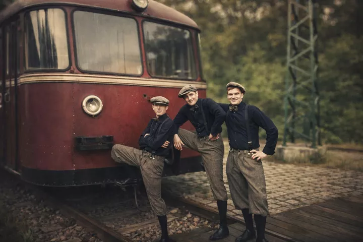 Bekleidungskollektion der 20er Jahre für Männer Bekleidungskollektion der 20er Jahre für Männer